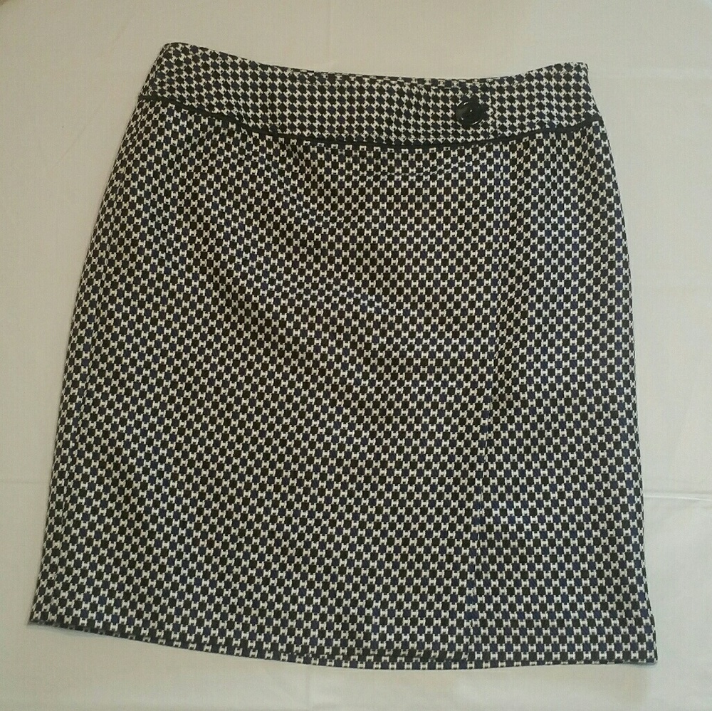 Ann Taylor Black & Blue Print Pencil Skirt